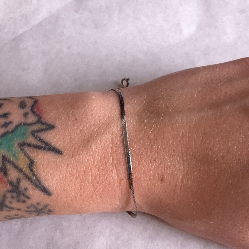 Sterling Silver 925 Italy Herringbone Chain Bracelet 7 In Spring Ring Womens